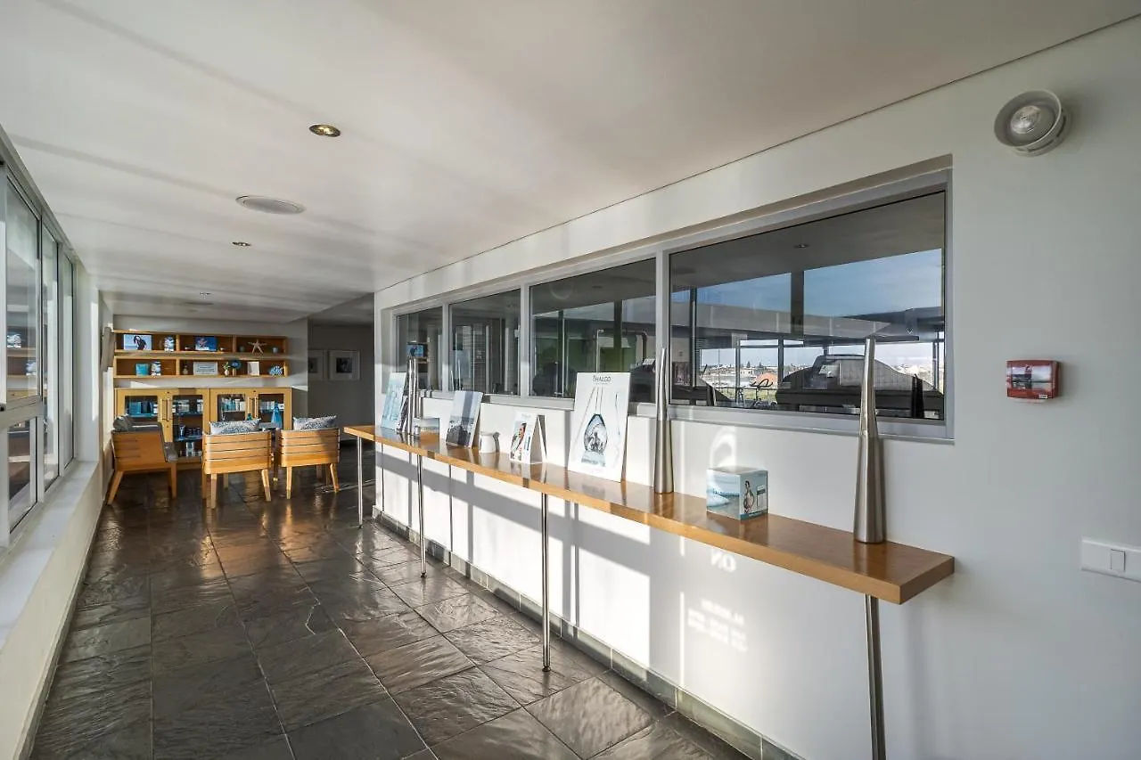 Luxury Beach Escape Sleeps 4 - Ocean View - Spa - Pool - Gym - Back Up Power Ciudad del Cabo Apartamento
